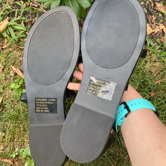 New with tags Torrid black gladiator sandals - Picture 4 of 8